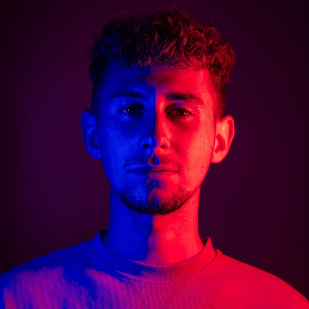 Poza profil artist